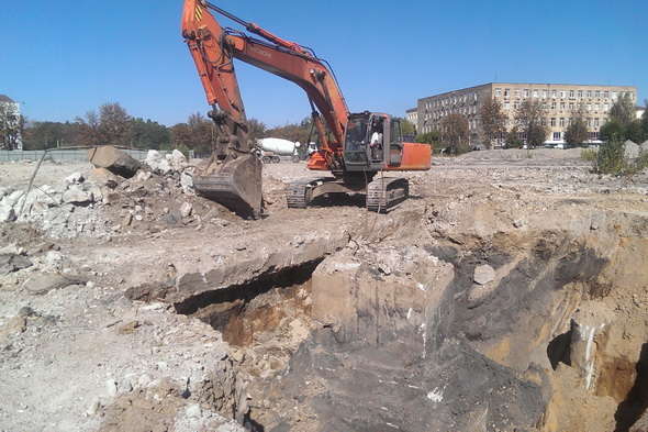 Компания «Автогран»: демонтаж инженерных сооружений завода «Галактон» в Киеве