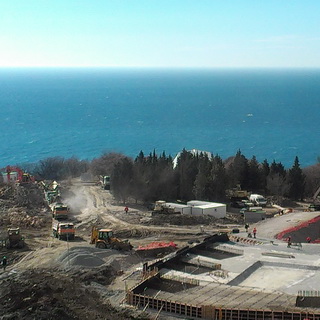 Construction technics on a large object in Opolznevoe (Crimea)