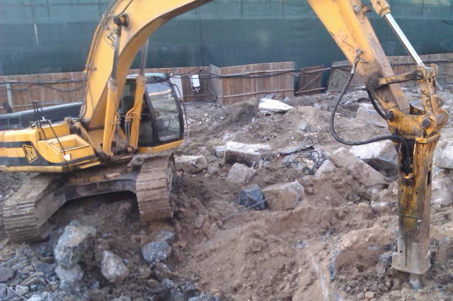 AVTOGRAN Company machinery rental: Crawler excavator JCB JS 360 LC