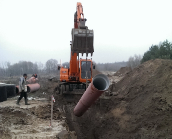 Construction of pipelines, cottage town Green Hills, Kyiv region